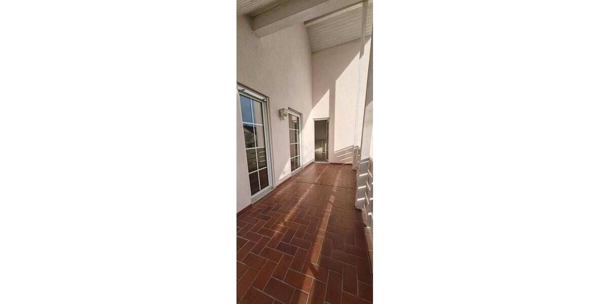 Lichtdurchflutete 3,5-Zimmer-Wohnung mit Fußbodenheizung zimmer