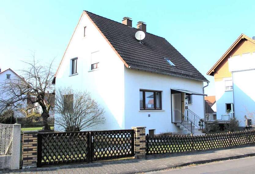 Haus zum Kaufen in Hasselroth 379.000 € 130 m²