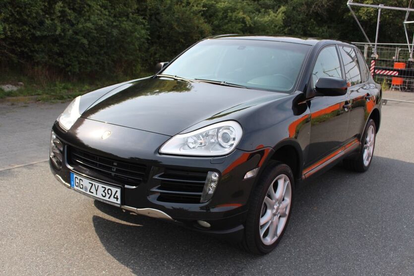 Porsche Cayenne 250.000 km 11.499 € Rüsselsheim 65428