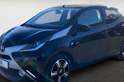 Toyota Aygo (X) 76.700 km 10.700 &euro; Eschborn 65760