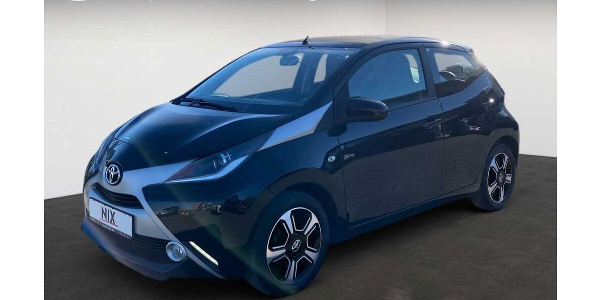 Toyota Aygo (X) 76.700 km 10.700 &euro; Eschborn 65760