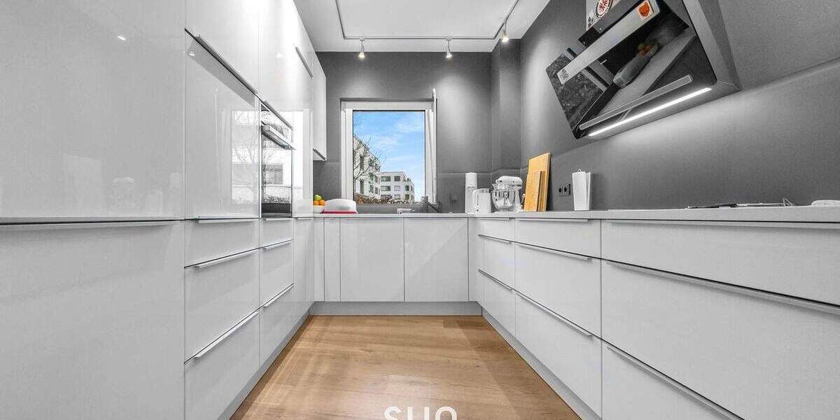 EXKLUSIVES FAMILIENWOHNEN am RIEDBERG WESTFLÜGEL - Garten, viel Platz, viel Licht, viel Stil 6 zimmer