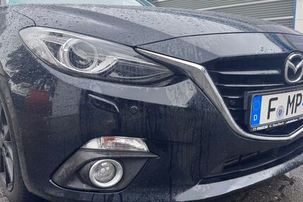 Mazda 3 125.000 km 10.399 &euro; Frankfurt 65931