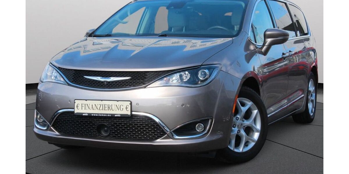 Chrysler Pacifica 83.000 km 22.995 &euro; Frankfurt am Main 60386