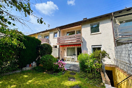 Steinbach: Attraktives Reihenmittelhaus mit tollem Schnitt sucht renovierungsfreudige Familie! - Haus Steinbach | Angebot:27195276