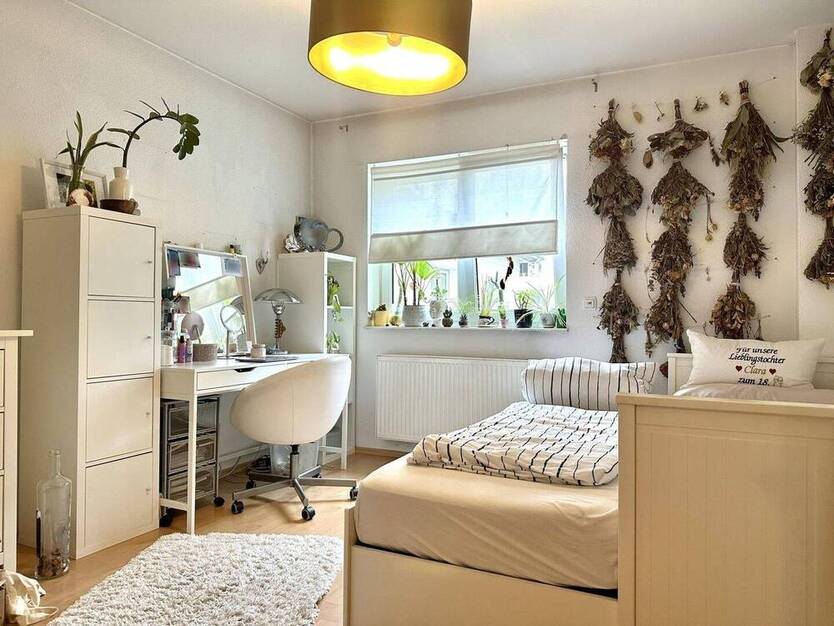 Einziehen und wohlfühlen! - 2 Familienhaus inkl. Garage - gesuchte Wohnlage 6 zimmer