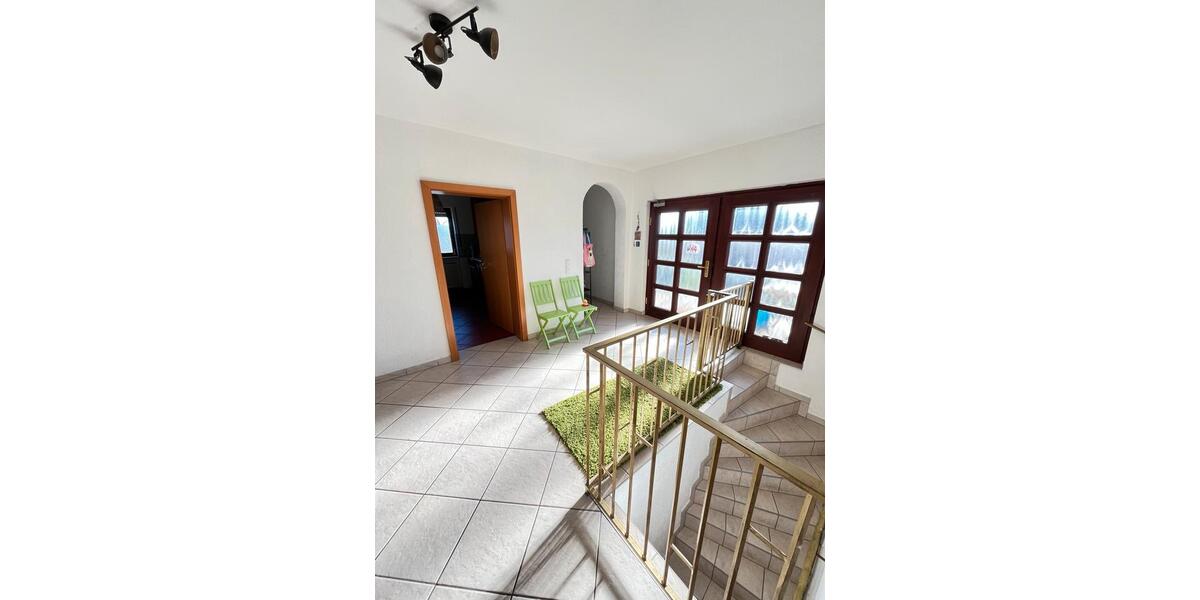 Bungalow Niddatal - 9 Zimmer, 292 m&sup2;, 649.000&euro; | Angebot:27242860