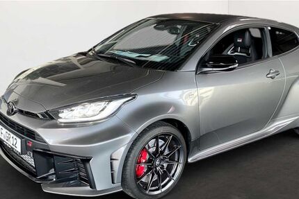 Toyota Yaris 2.500 km 45.990 &euro; Frankfurt 60314