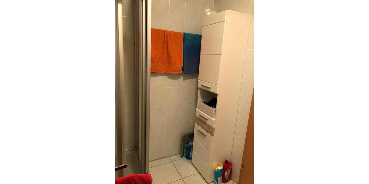 Sehr schöne 1-Zimmer Wohnung mit Balkon &Tiefgarage zu vermieten 1 zimmer