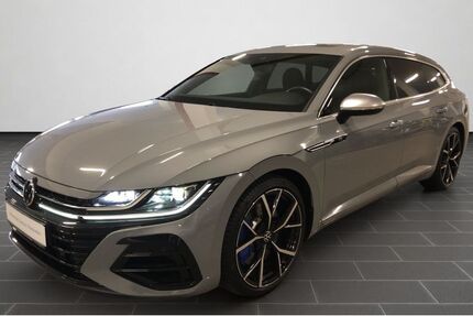 VW Arteon 16.863 km 38.900 € Wiesbaden 65189