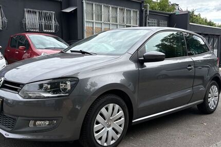 VW Polo 87.000 km 5.499 € Frankfurt am Main 60431