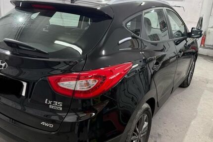 Hyundai ix35 155.000 km 10.700 &euro; Frankfurt am Main 60489