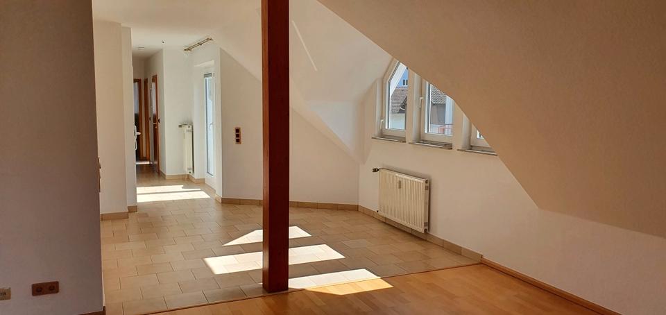 Dachgeschoßwohnung Bad Vilbel - 3 Zimmer, 88 m&sup2;, 398.000&euro; | Angebot:26866336