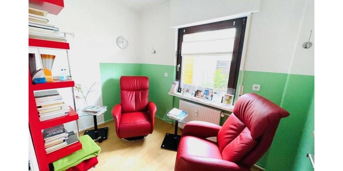 Schöne, helle Büroräume in guter Lage von Heusenstamm zimmer