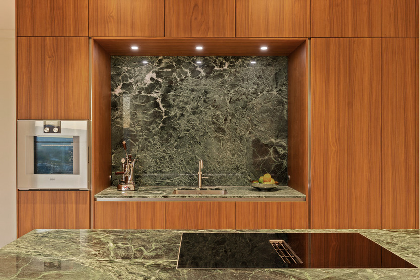 Frankfurts neue Ikone: Wohnen im 25. Stock des FOUR - Opernplatz, Skyline, Stille 2 zimmer