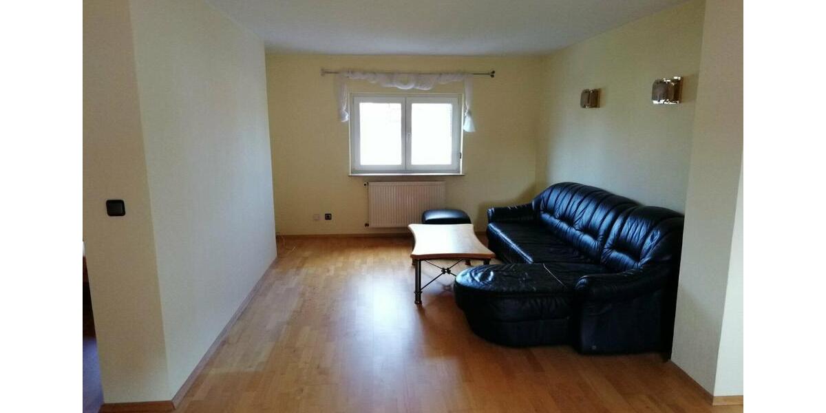 Etagenwohnung Flörsheim am Main - 3 Zimmer, 110 m&sup2;, 930&euro; | Angebot:25374260