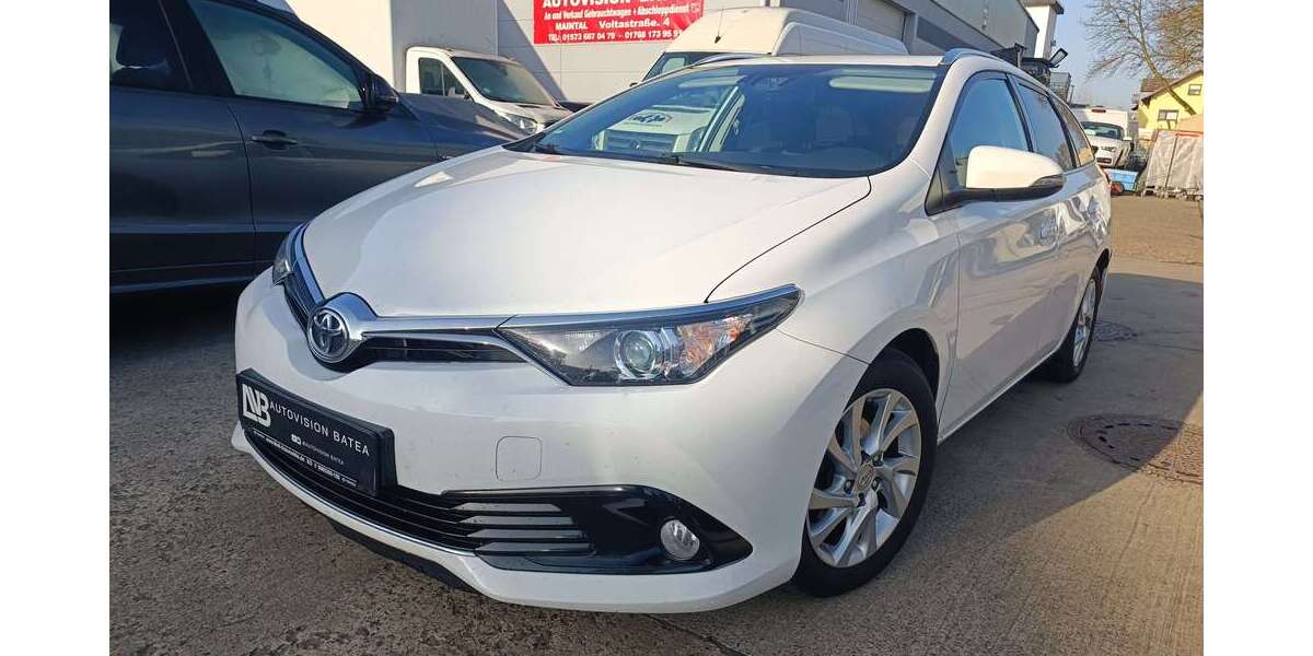 Toyota Auris 193.000 km 7.000 &euro; Maintal 63477
