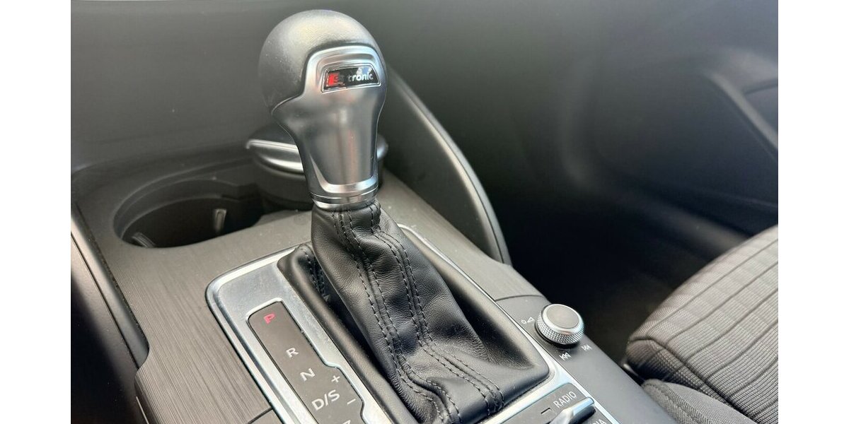 Audi A3 1.4 TSI S-Tronic/S-Line Sport/TOP 85.600 km 14.999 &euro; Frankfurt 60386