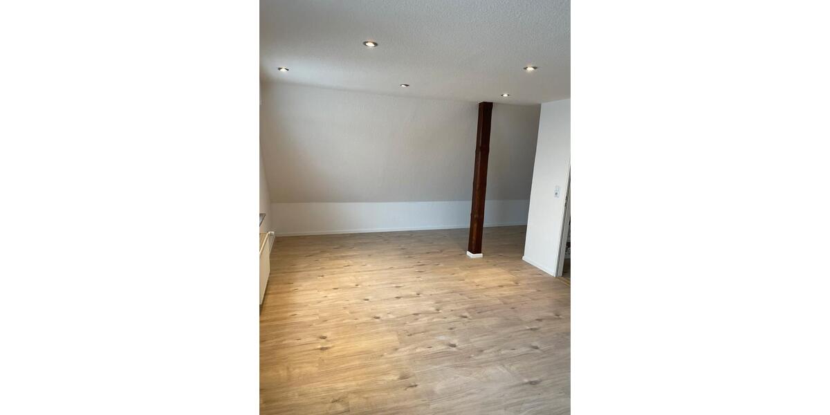 4 ZKB DW ab sofort in HU-Großauheim zu vermieten! 4 zimmer