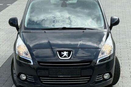 Peugeot 5008 129.000 km 6.650 € Offenbach am Main 63069