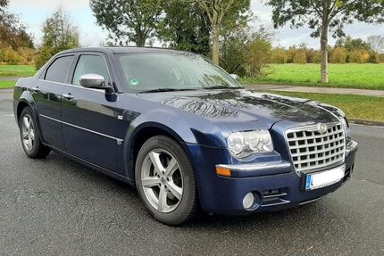 Chrysler 300C 88.822 km 9.999 &euro; Nauheim (bei Groß-Gerau) 64569