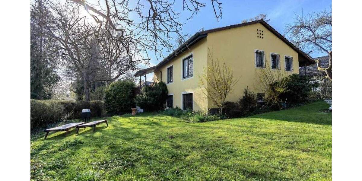 Einfamilienhaus Königstein im Taunus Falkenstein - 4 Zimmer, 150 m&sup2;, 2.380&euro; | Angebot:25697859
