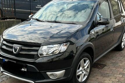 Dacia Sandero 120.000 km 6.100 &euro; Hammersbach 63546