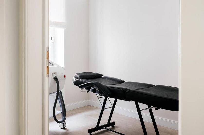 Raum in Praxisgemeinschaft im beliebten Westend zimmer