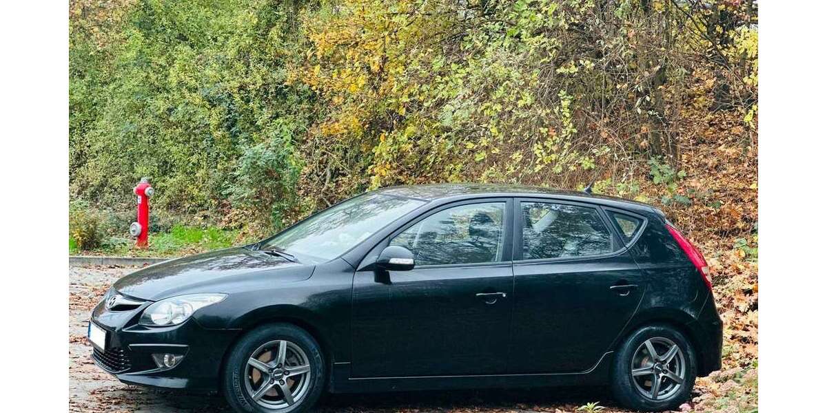 Hyundai i30 111.100 km 5.699 &euro; Kriftel 65830