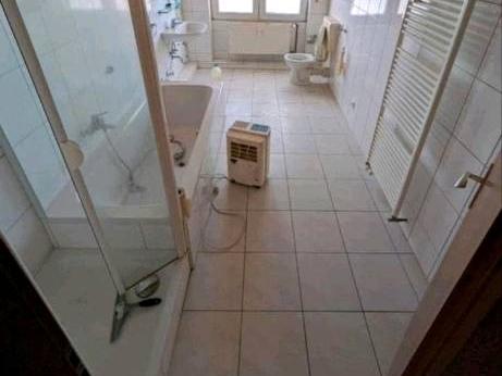 Dachgeschoßwohnung Rosbach vor der Höhe - 3 Zimmer, 90 m&sup2;, 850&euro; | Angebot:26301470