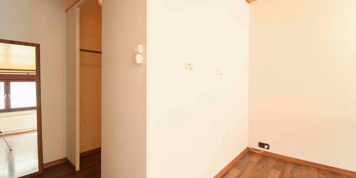 Etagenwohnung Frankfurt am Main Seckbach - 3 Zimmer, 94 m&sup2;, 449.000&euro; | Angebot:26688478