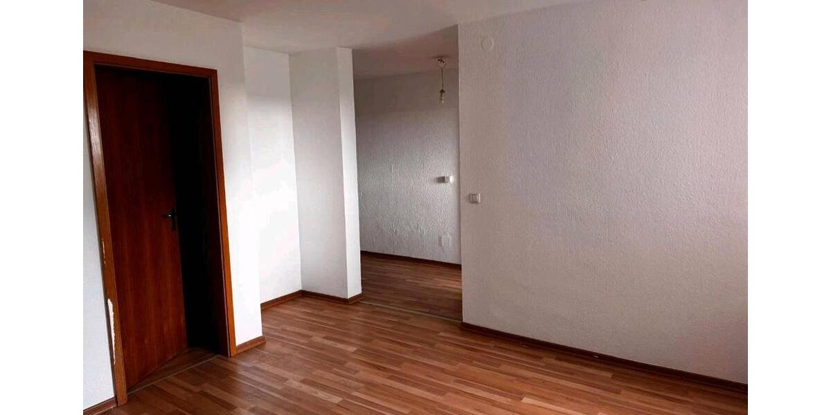 Etagenwohnung Mainaschaff - 5 Zimmer, 120 m&sup2;, 1.200&euro; | Angebot:26403675