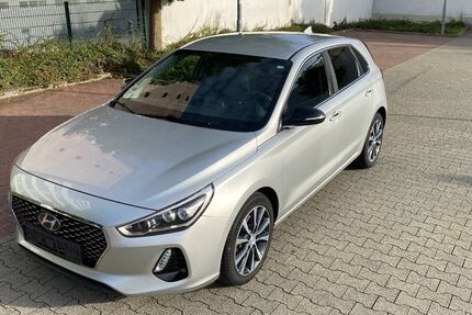 Hyundai i30 133.000 km 10.990 € Frankfurt am Main 60389