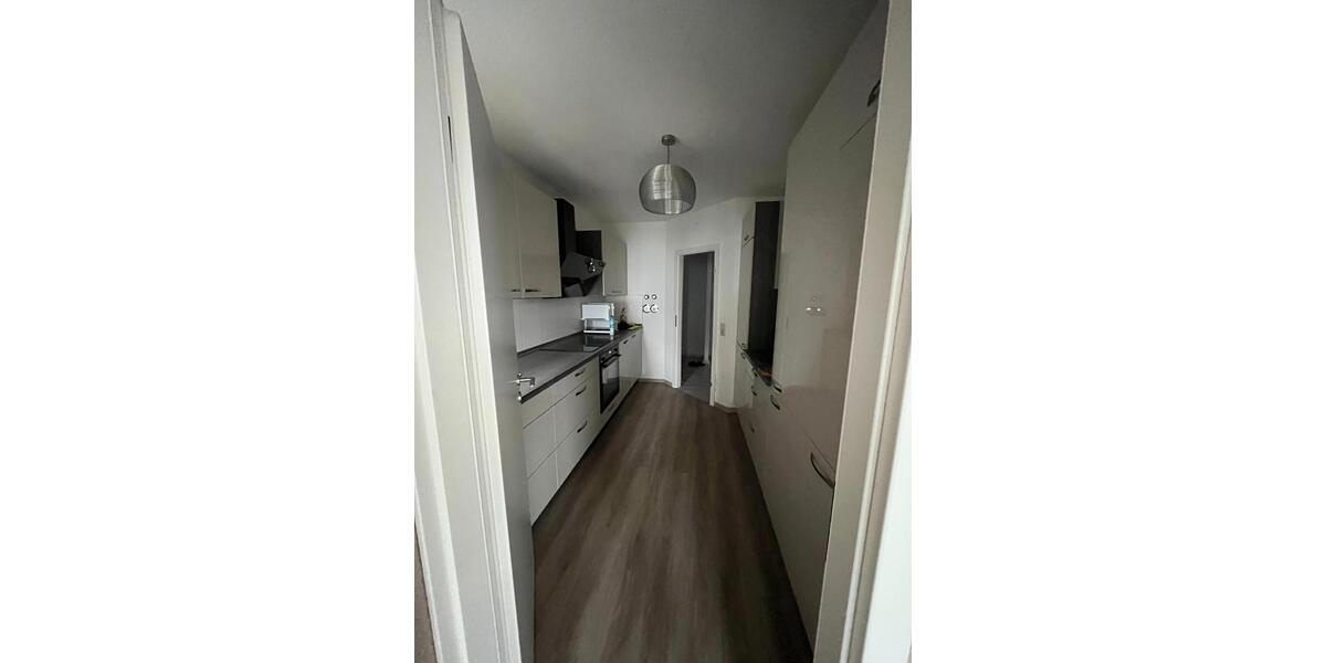 Etagenwohnung Kronberg im Taunus - 3 Zimmer, 82 m&sup2;, 780&euro; | Angebot:26087078