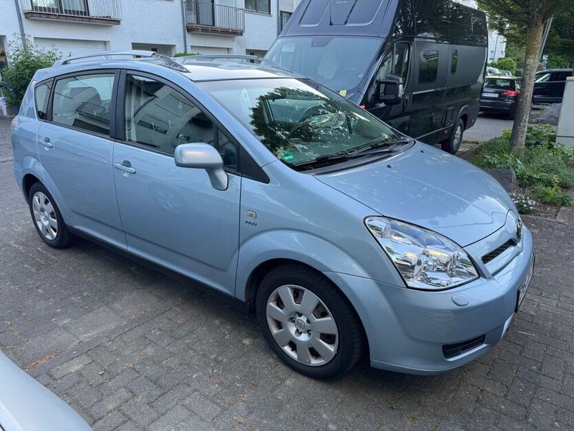 Corolla Verso