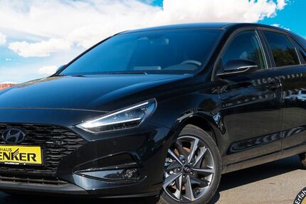 Hyundai i30 1.800 km 27.490 € Darmstadt 64291