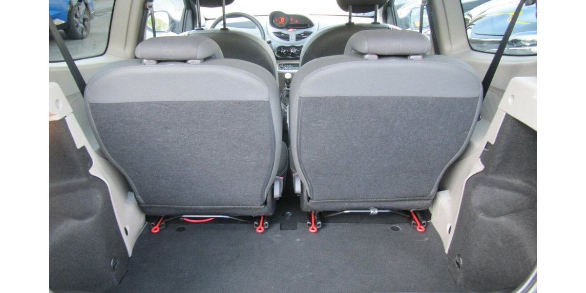 Renault Twingo Night & Day 94.077 km 1.999 &euro; Schwalbach/Taunus 65824