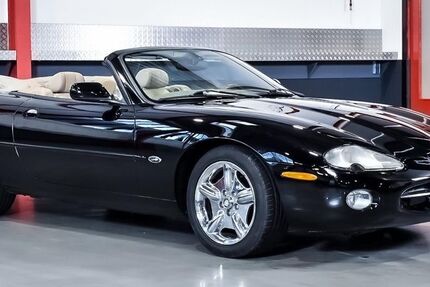 Jaguar XK8 121.767 km 8.000 € Frankfurt am Main 60529