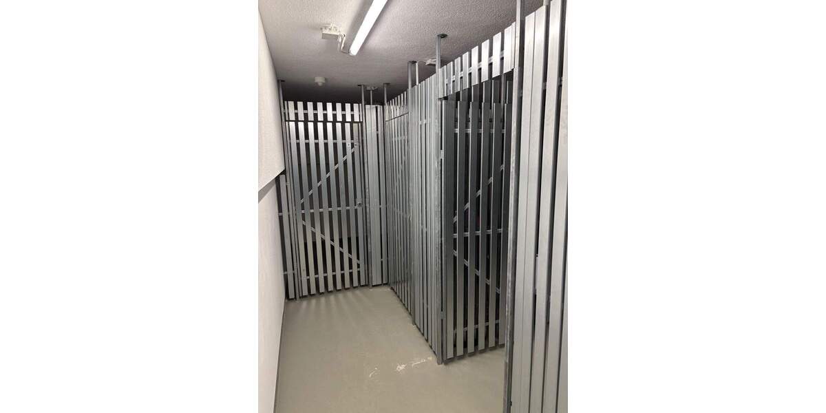 Etagenwohnung Offenbach am Main Hafen - 2 Zimmer, 71 m&sup2;, 1.355&euro; | Angebot:25772898