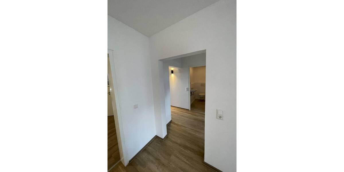 Etagenwohnung Darmstadt - Kranichstein Kranichstein - 4 Zimmer, 93 m&sup2;, 1.300&euro; | Angebot:26824071
