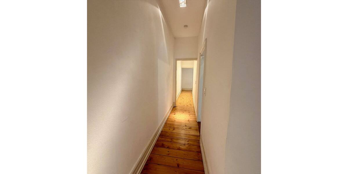 Etagenwohnung Frankfurt am Main Sachsenhausen - 2 Zimmer, 80 m&sup2;, 1.210&euro; | Angebot:26683608
