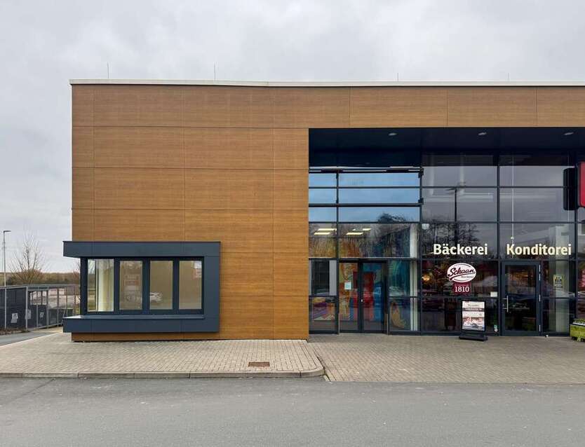 Einzelhandel in Wöllstadt 995 € 83 m²