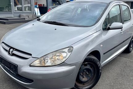 Peugeot 307 215.500 km 690 € Maintal 63477