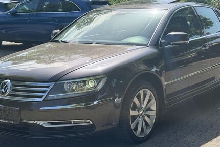 VW Phaeton 88.899 km 14.999 &euro; Rüsselsheim 65428