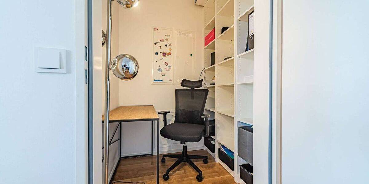 Etagenwohnung Frankfurt am Main Niederrad - 2 Zimmer, 60 m&sup2;, 2.200&euro; | Angebot:26289463