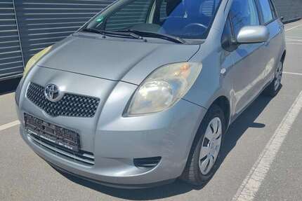 Toyota Yaris 143.900 km 2.999 € Gross-Zimmern 64846