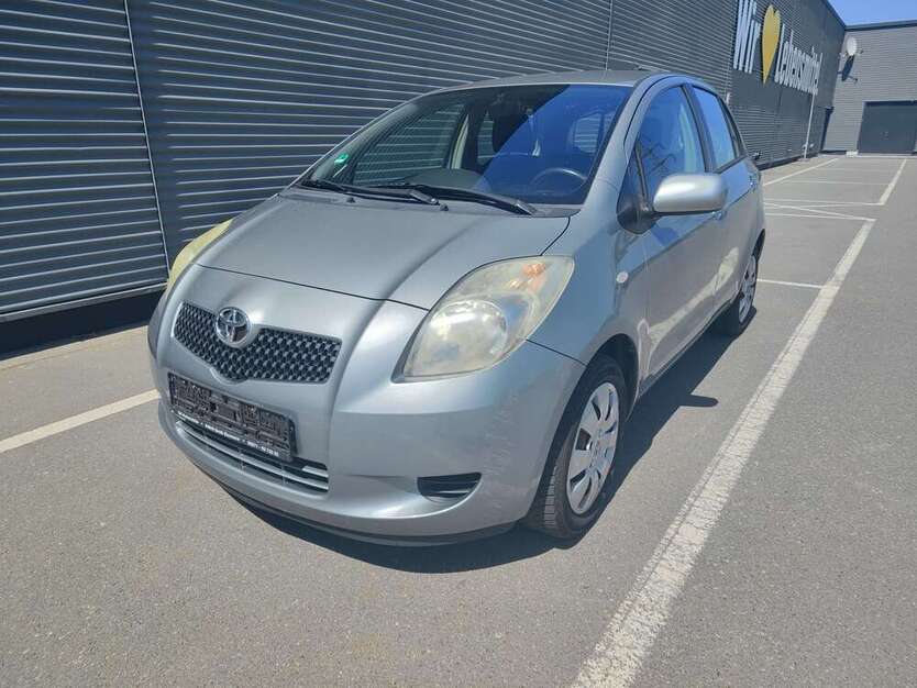 Toyota Yaris 143.900 km 2.999 € Gross-Zimmern 64846