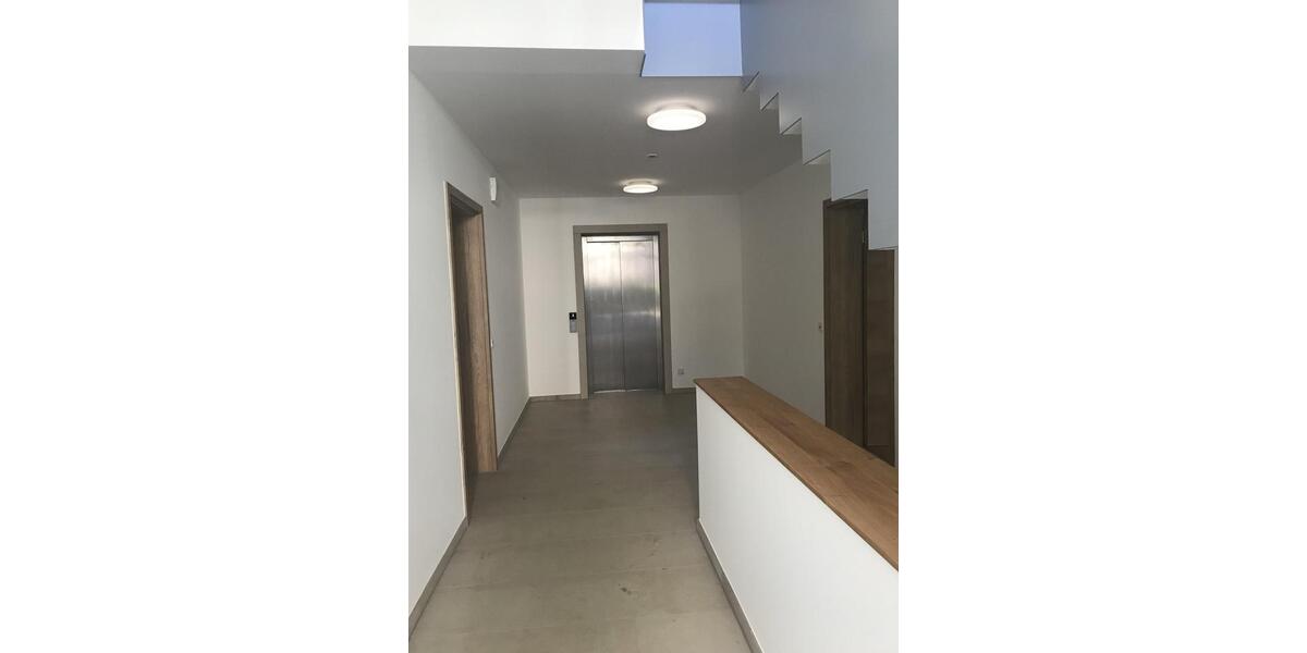 Etagenwohnung Dreieich - 4 Zimmer, 169 m&sup2;, 3.380&euro; | Angebot:25138148
