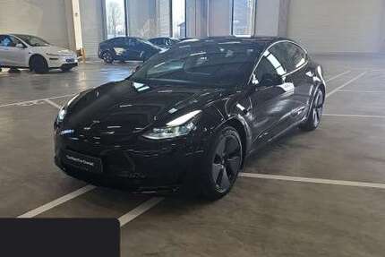 Tesla Model 3 46.688 km 25.100 &euro; Hanau 63457