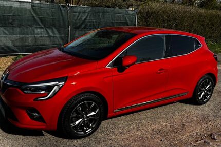 Renault Clio 89.000 km 12.900 &euro; Maintal 63477